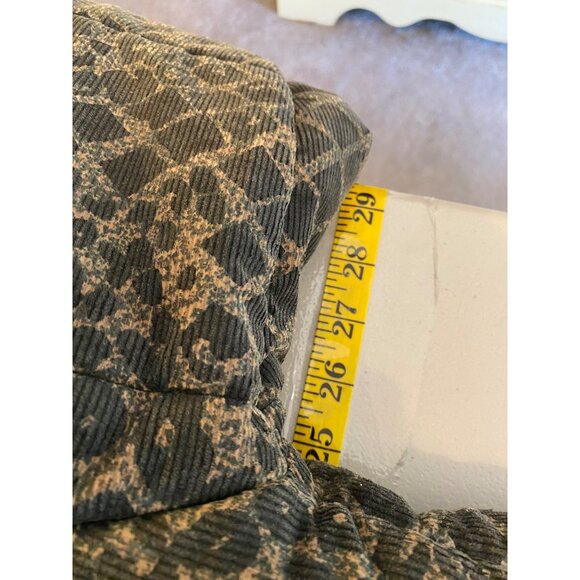 Urban Outfitters Animal Print Puffer Jacket Full Zip Snap Pockets Large - Picture 14 of 15